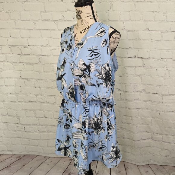 Parker Dress Faux Wrap Blue Floral L NWT - Picture 3 of 5